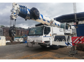 Grue mobile LIEBHERR LTM 1070-4.2