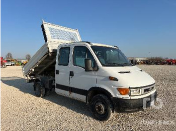 Camion plateau IVECO DAILY 35C13 Crew Cab