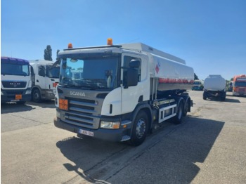 Camion citerne SCANIA