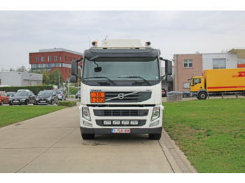 Camion citerne Volvo FM