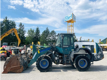 Chargeuse sur pneus KOMATSU WA320-8