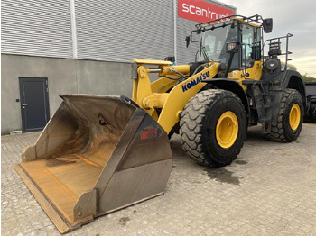 Chargeuse sur pneus KOMATSU WA480