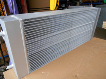 Radiateur d'huile CASE