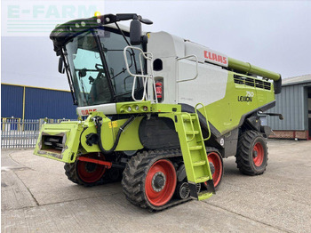 Moissonneuse-batteuse CLAAS Lexion 750