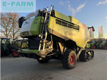 Moissonneuse-batteuse CLAAS LEXION 750TT