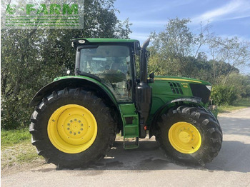 Tracteur agricole JOHN DEERE 6215R