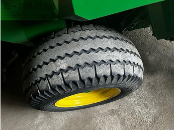 Presse à balles cubiques John Deere 623 multicrop im kundenauftrag