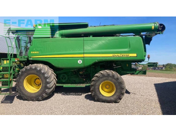 Moissonneuse-batteuse John Deere s690i