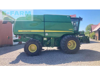 Moissonneuse-batteuse John Deere s690i