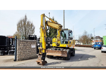 Pelle sur pneus KOMATSU PW140