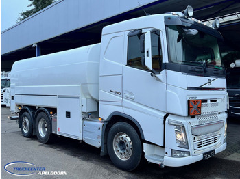 Camion citerne VOLVO FH 540