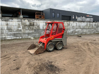 Mini chargeuse BOBCAT S70