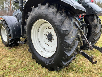 Tracteur agricole Valtra T162e V