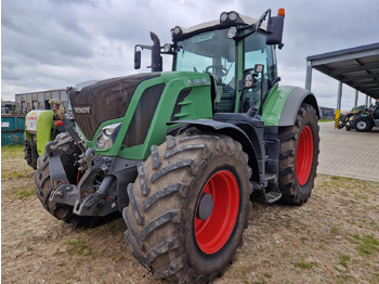 Tracteur agricole FENDT 828 Vario