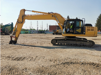 Pelle KOMATSU PC240