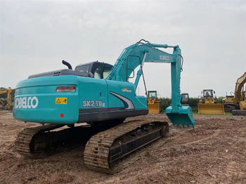 Pelle sur chenille KOBELCO SK210LC-8