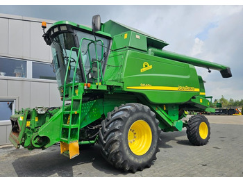 Moissonneuse-batteuse JOHN DEERE 40 Series