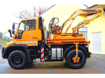 Véhicule de voirie/ Spécial Mercedes-Benz Unimog U 400/TÜV/Hydrostat/Mähtür +MULAG MHU 800