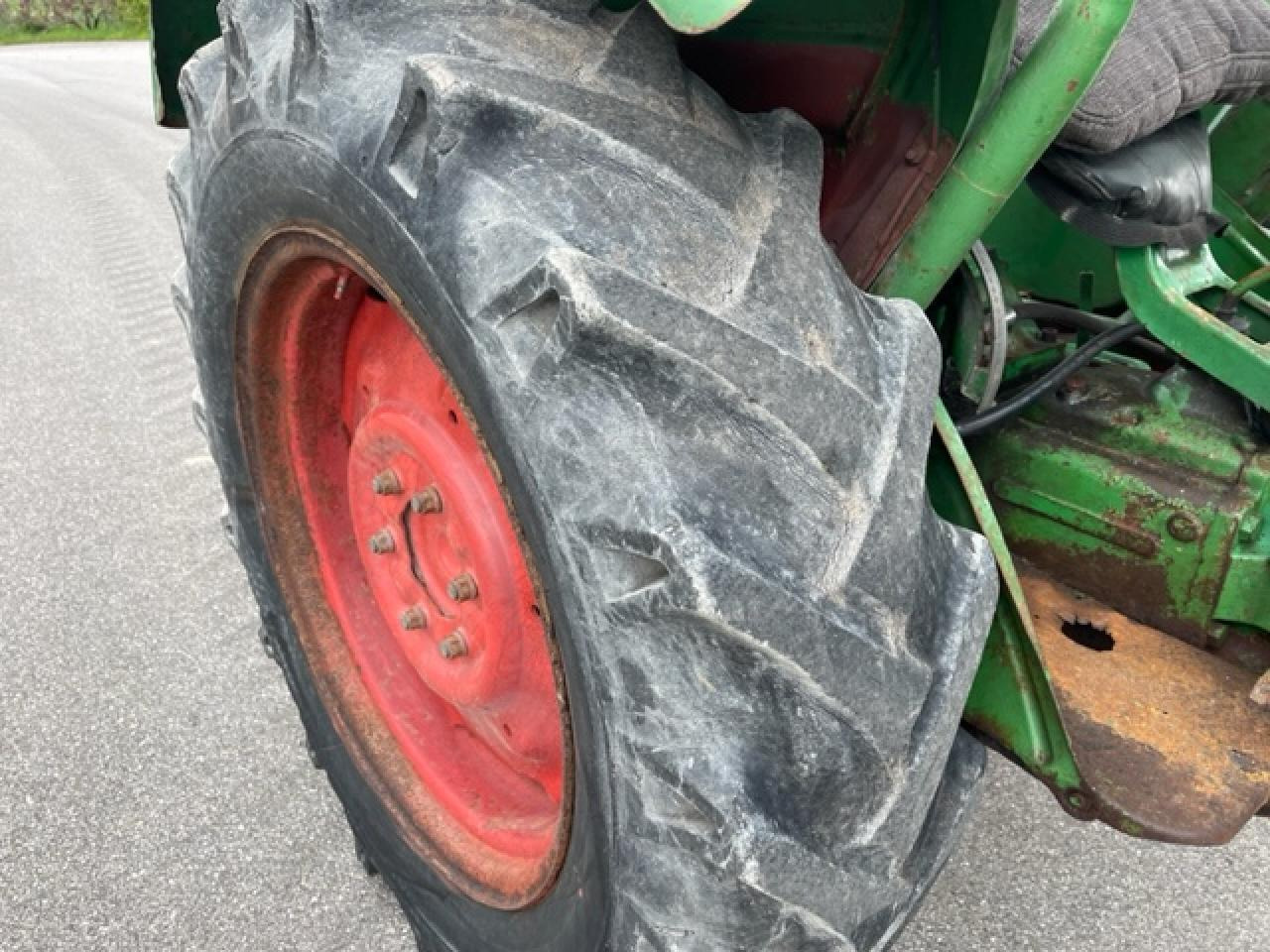 Tracteur agricole Deutz-Fahr D 4005 Frontlader Kleintraktor Deutz