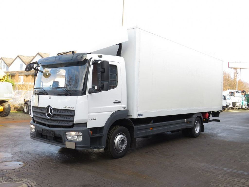 Camion fourgon Mercedes-Benz Atego 1224 L Standardkoffer LBW LBW 1.5to