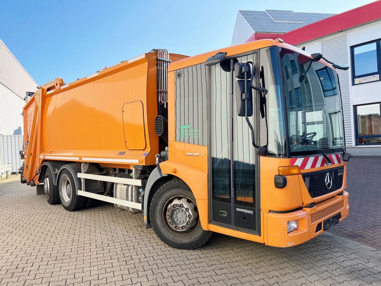 Benne à ordures ménagères pour transport de déchets Mercedes-Benz Econic 2629 LL 6x2/4 NLA Econic 2629 LL 6x2/4 NLA, EEV, Lenkachse, HS Schörling