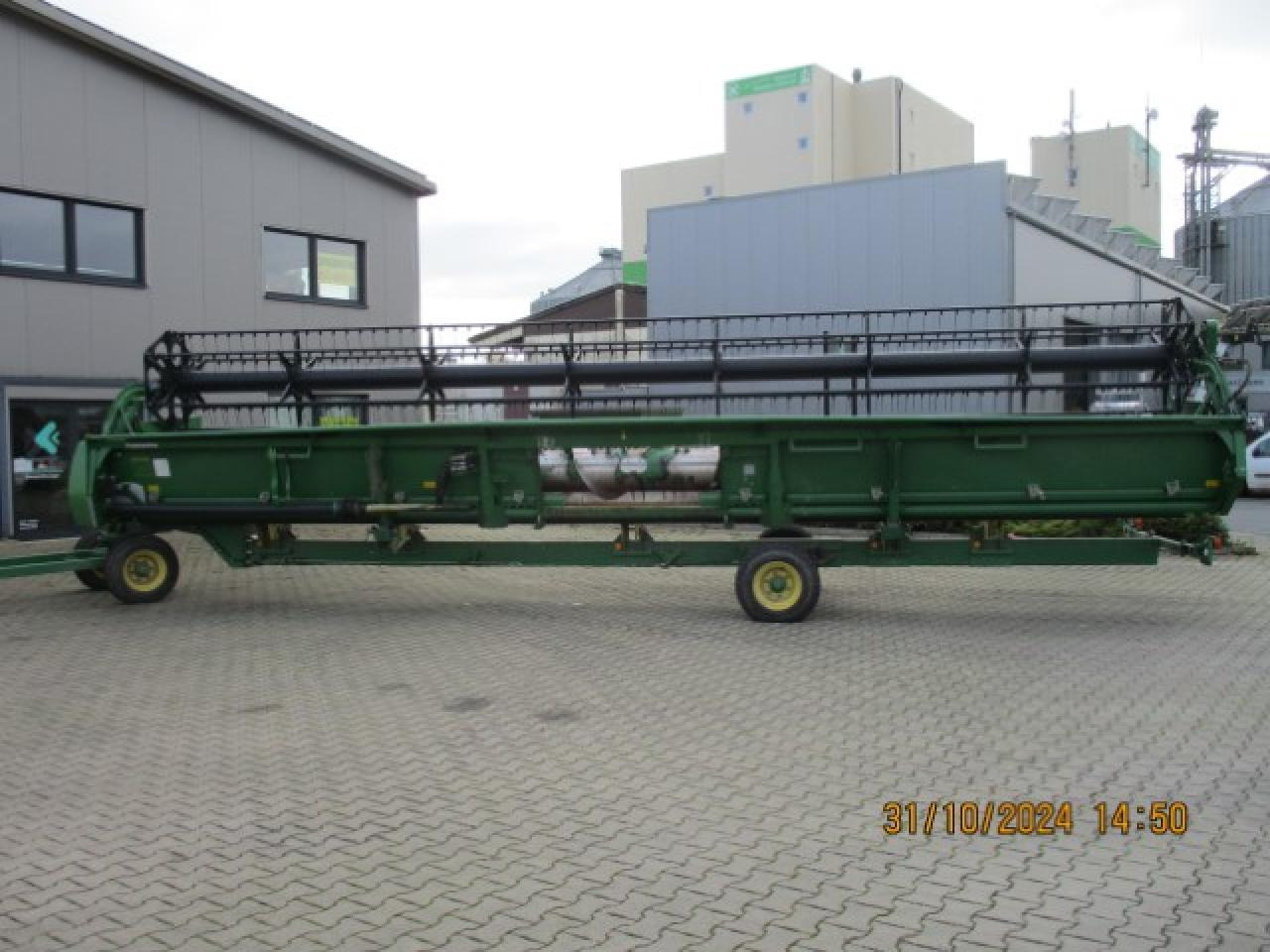 Moissonneuse-batteuse John Deere s680I