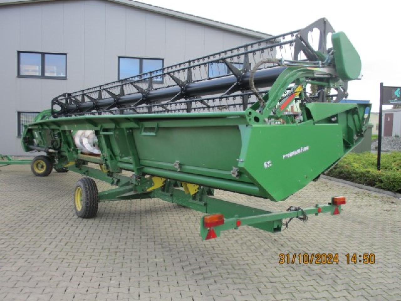 Moissonneuse-batteuse John Deere s680I