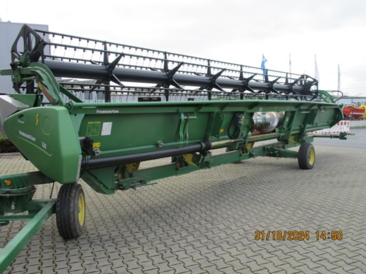 Moissonneuse-batteuse John Deere s680I