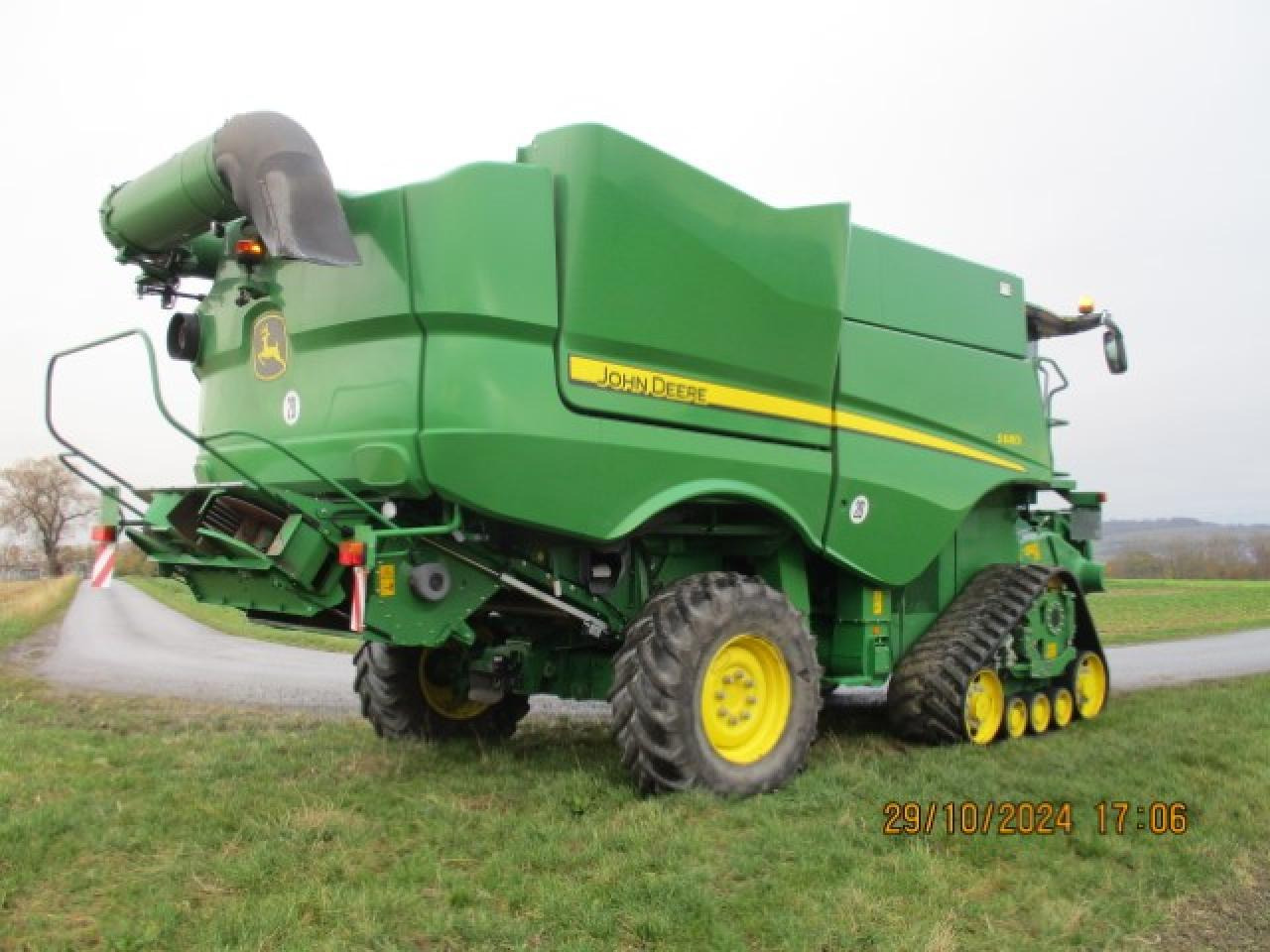 Moissonneuse-batteuse John Deere s680I