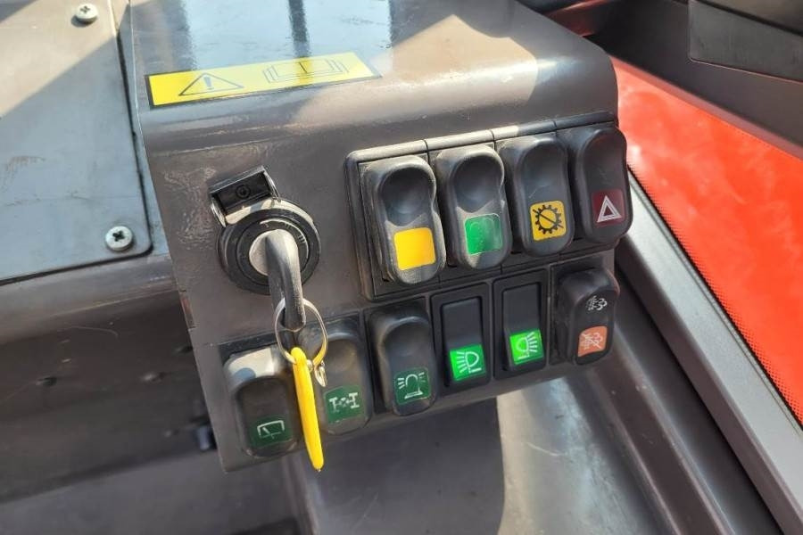 Chariot tout terrain Manitou M30-4 Valid Inspection, *Guarantee, Diesel, 4x4 Dr: photos 10 Chariot tout terrain Manitou M30-4 Valid Inspection, *Guarantee, Diesel, 4x4 Dr: photos 10