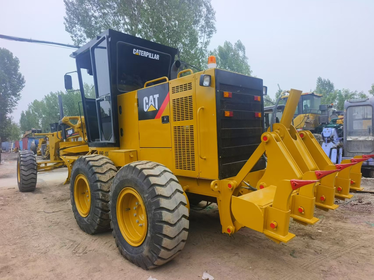 Niveleuse CAT 140 H Caterpillar 140h