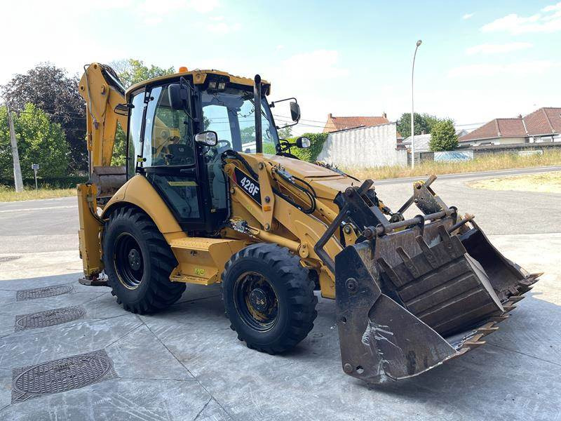 Tractopelle Cat 428 F