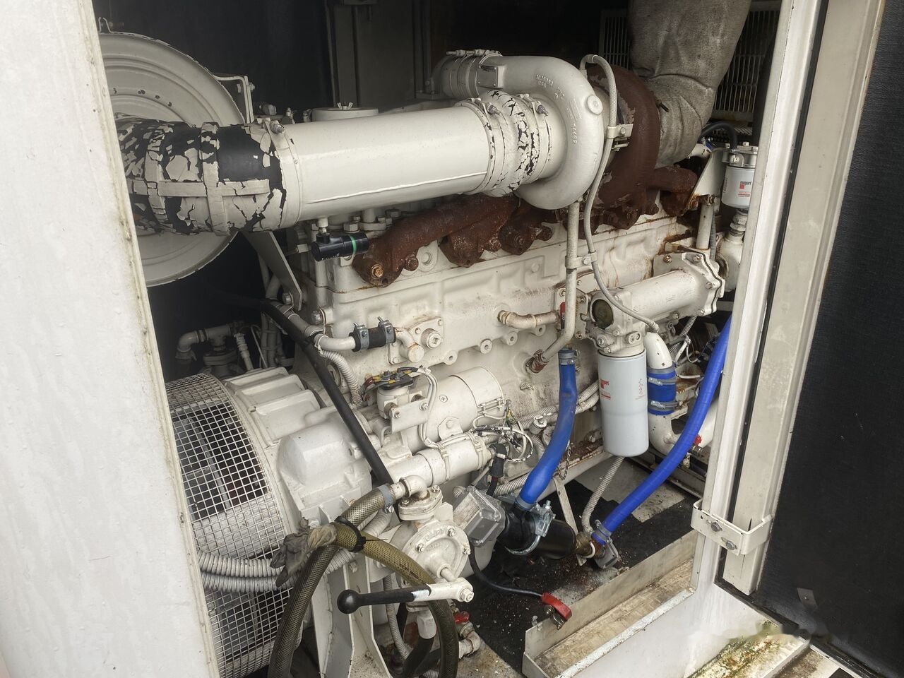 Groupe électrogène SDMO 330 kVa Cummins