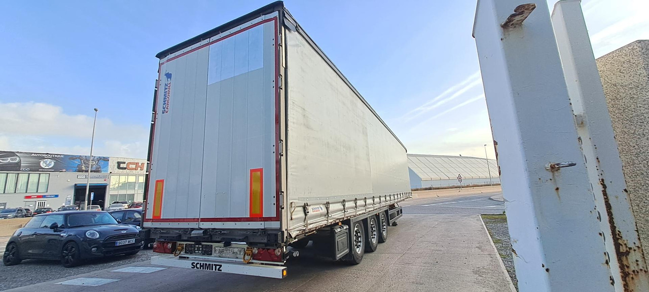 Semi-remorque rideaux coulissants Schmitz Cargobull SCS24/L Varios