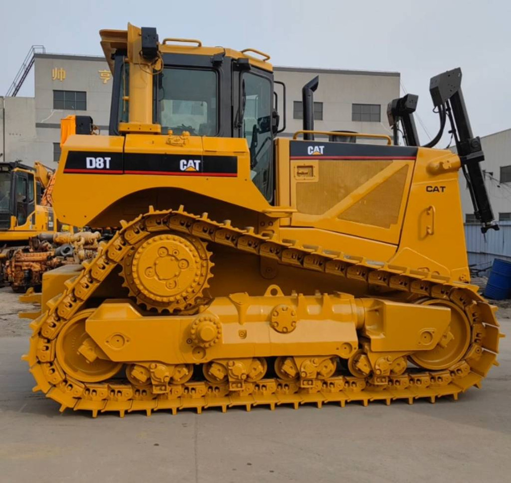 Bulldozer CAT D 8 T