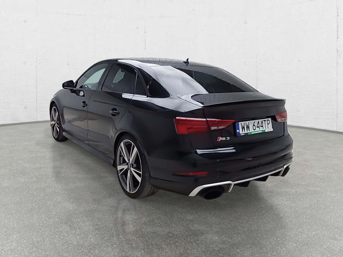 Voiture AUDI RS3 SEDAN