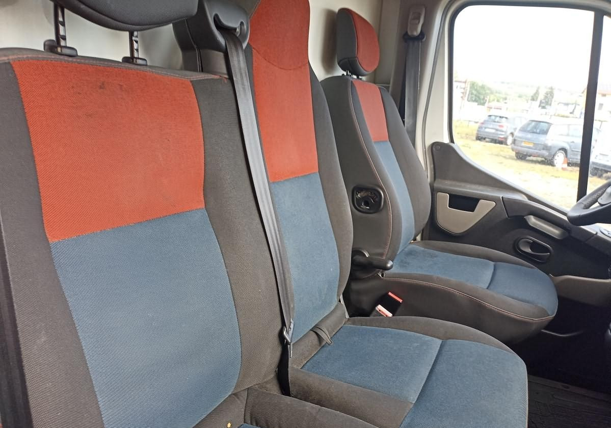 Fourgon utilitaire Renault Master L2H2