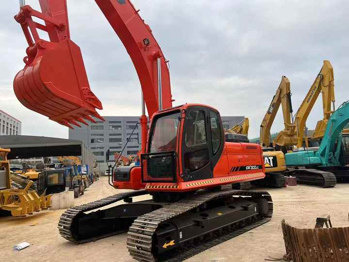 Pelle sur chenille Original Korea Doosan Used Excavator 30 Ton Doosan DX300LC Crawler Excavator For Sale