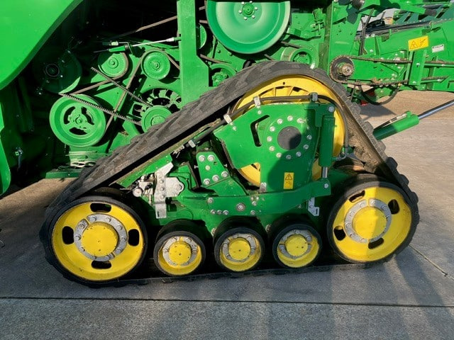 Moissonneuse-batteuse John Deere S690 TM