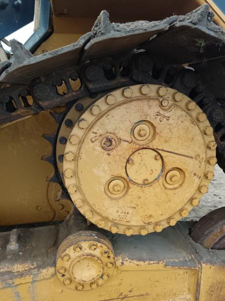 Bulldozer Caterpillar D6M