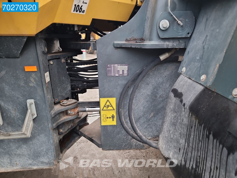 Chargeuse sur pneus Komatsu WA380-6