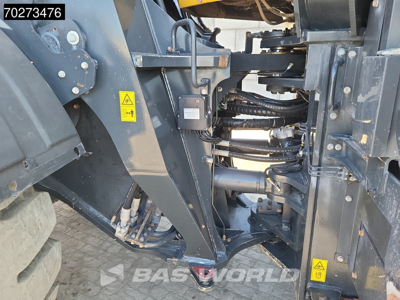 Chargeuse sur pneus Komatsu WA500-8