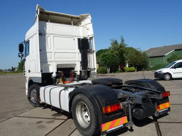 Tracteur routier DAF XF 105.460 zf intarder