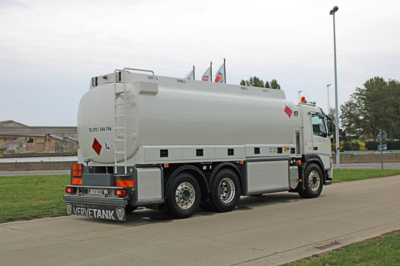 Camion citerne Volvo FM