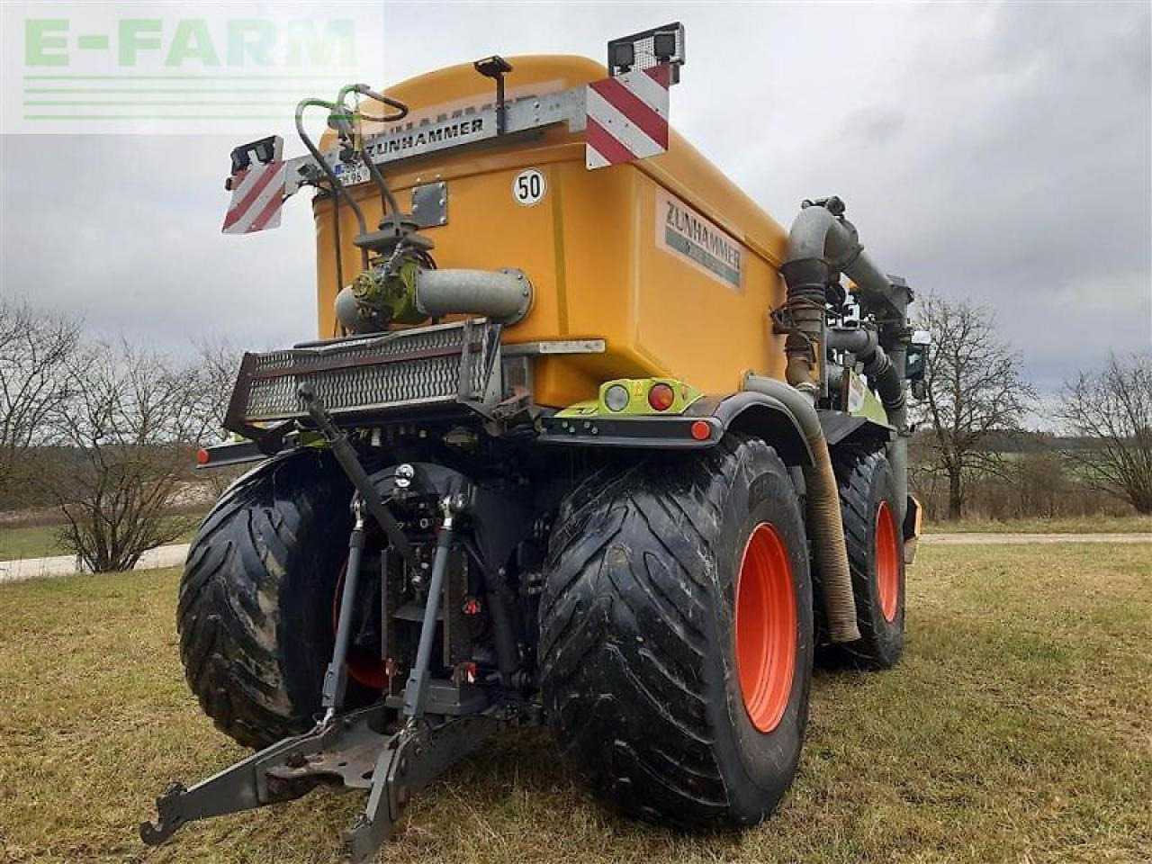 Tracteur agricole CLAAS xerion 4000 saddle trac SADDLE TRAC