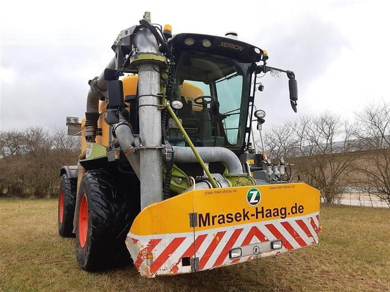 Tracteur agricole CLAAS xerion 4000 saddle trac SADDLE TRAC