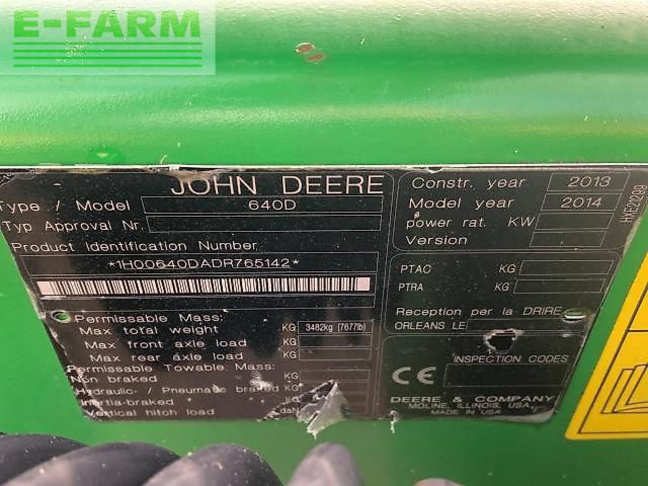 Moissonneuse-batteuse John Deere s690