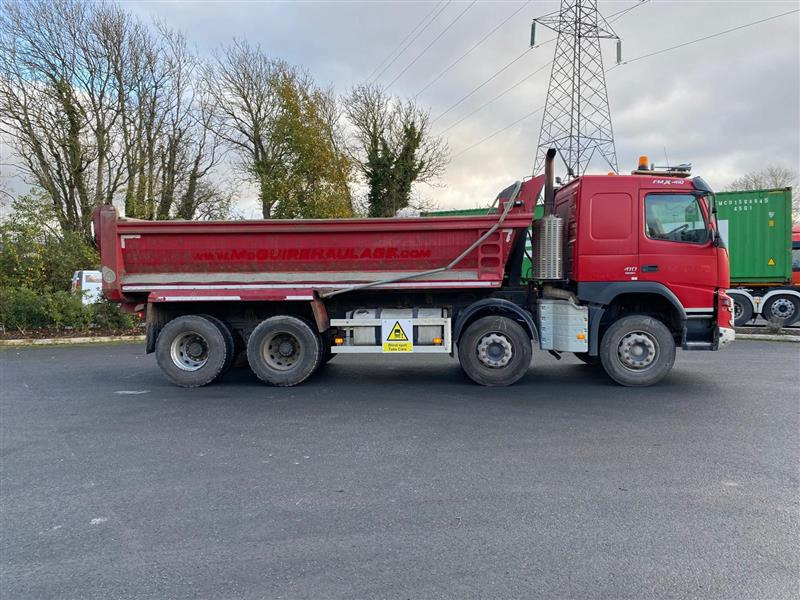 Camion benne 2016 Volvo FMX11 410 8×4 Tipper