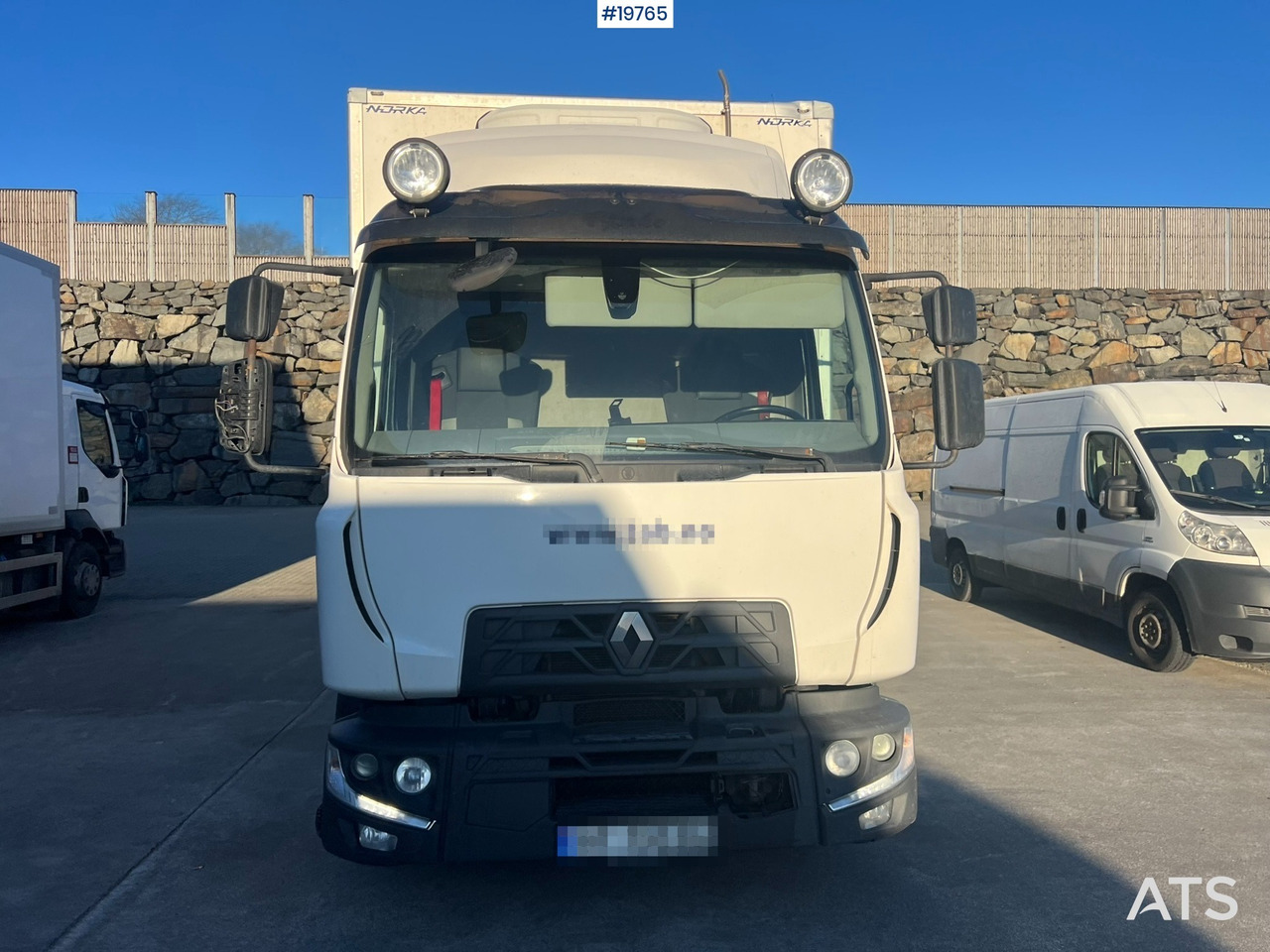 Camion fourgon Renault D7.5