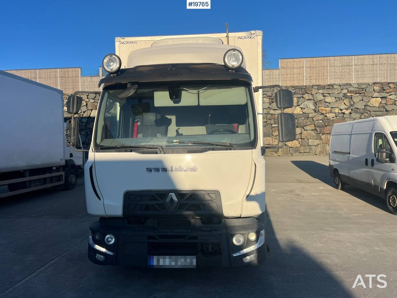 Camion fourgon Renault D7.5